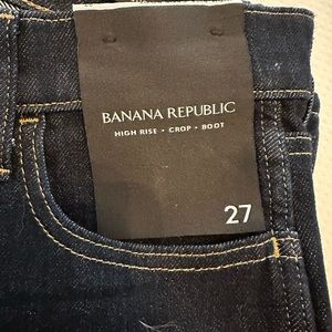 Banana Republic Womens Crop bootcut NWT 27 Dark Wash